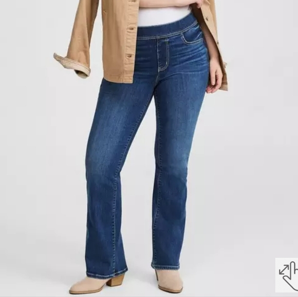 Torrid Women's Size 2T (2X) Lean Jean Slim Bootcut Jeans - Picture 1 of 10